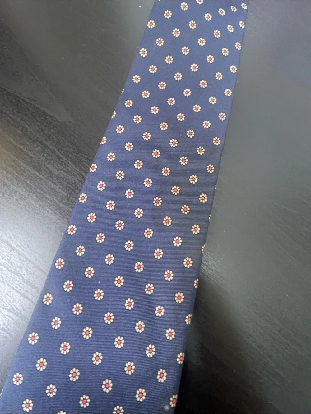Vintage 1980s Latham House Silk Foulard Tie Medallion Navy Blue Ivy League Trad